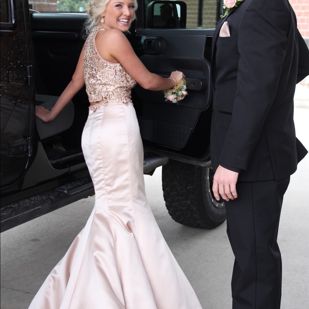 Sherri Hill Prom Dress
